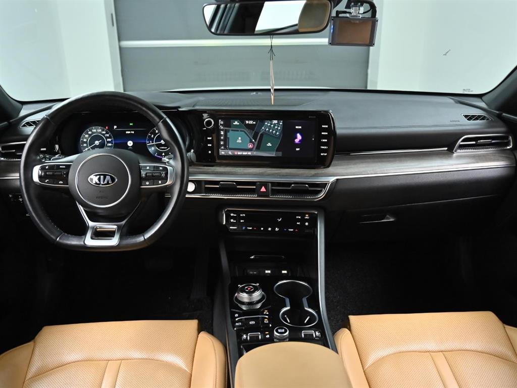 KIA K5 - Vista 9