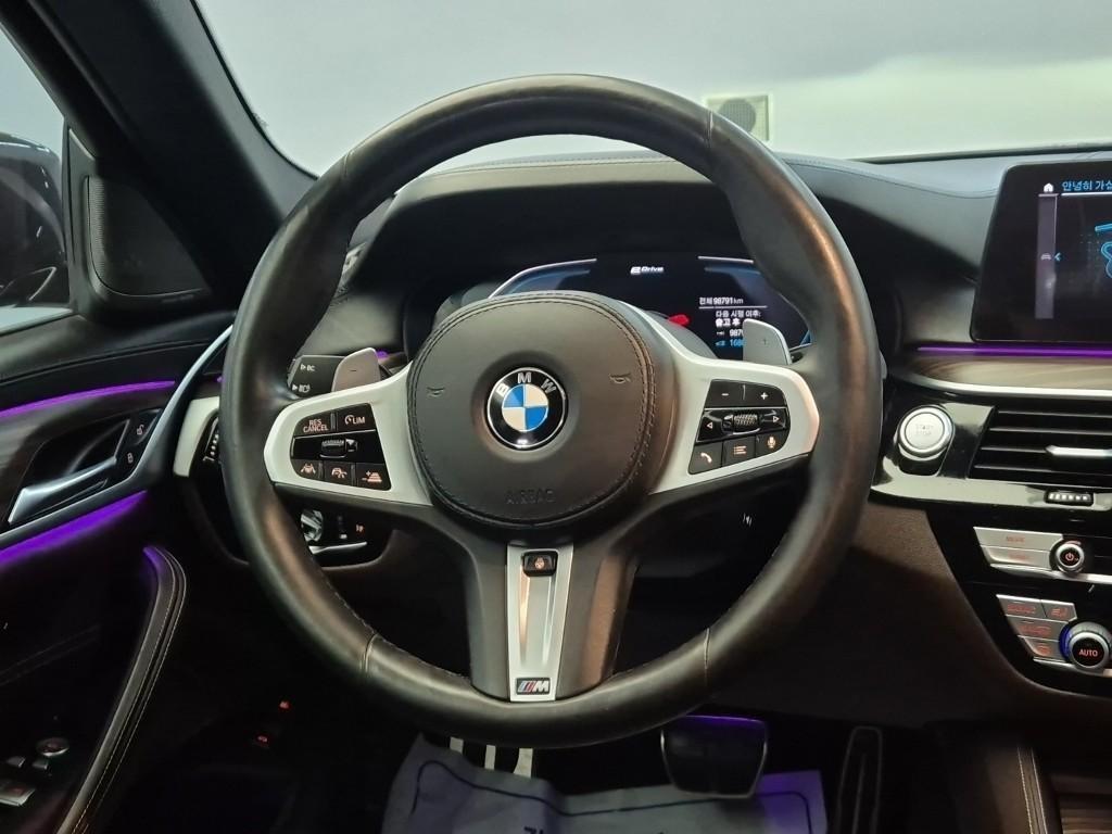 BMW 5 Series - Vista 12