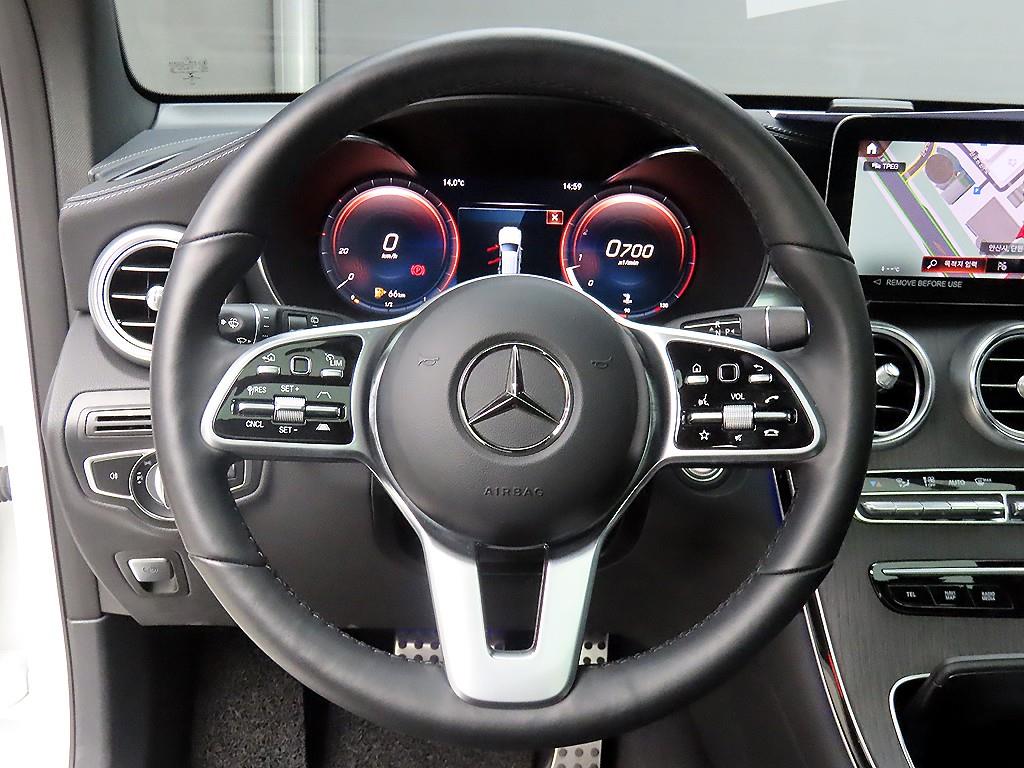 Mercedes Benz GLC Class - Vista 9