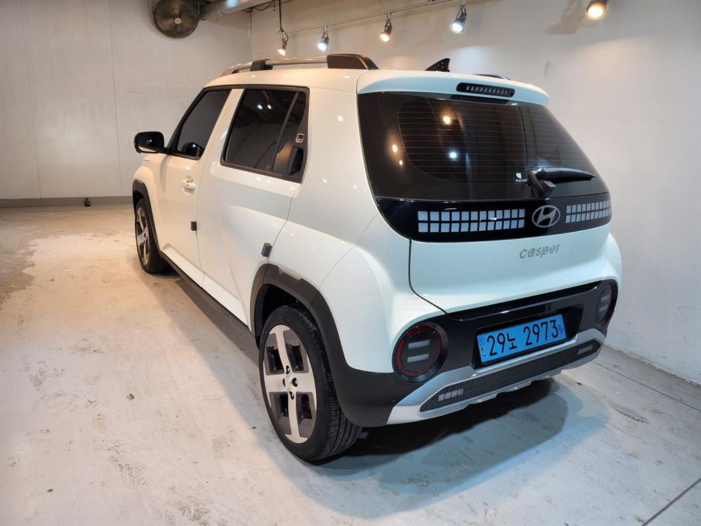 HYUNDAI Casper - Vista 4