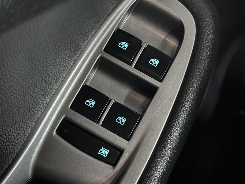 Chevrolet Orlando 2012 Gris - Importación desde Corea - HF Imports Iquique - Foto 13