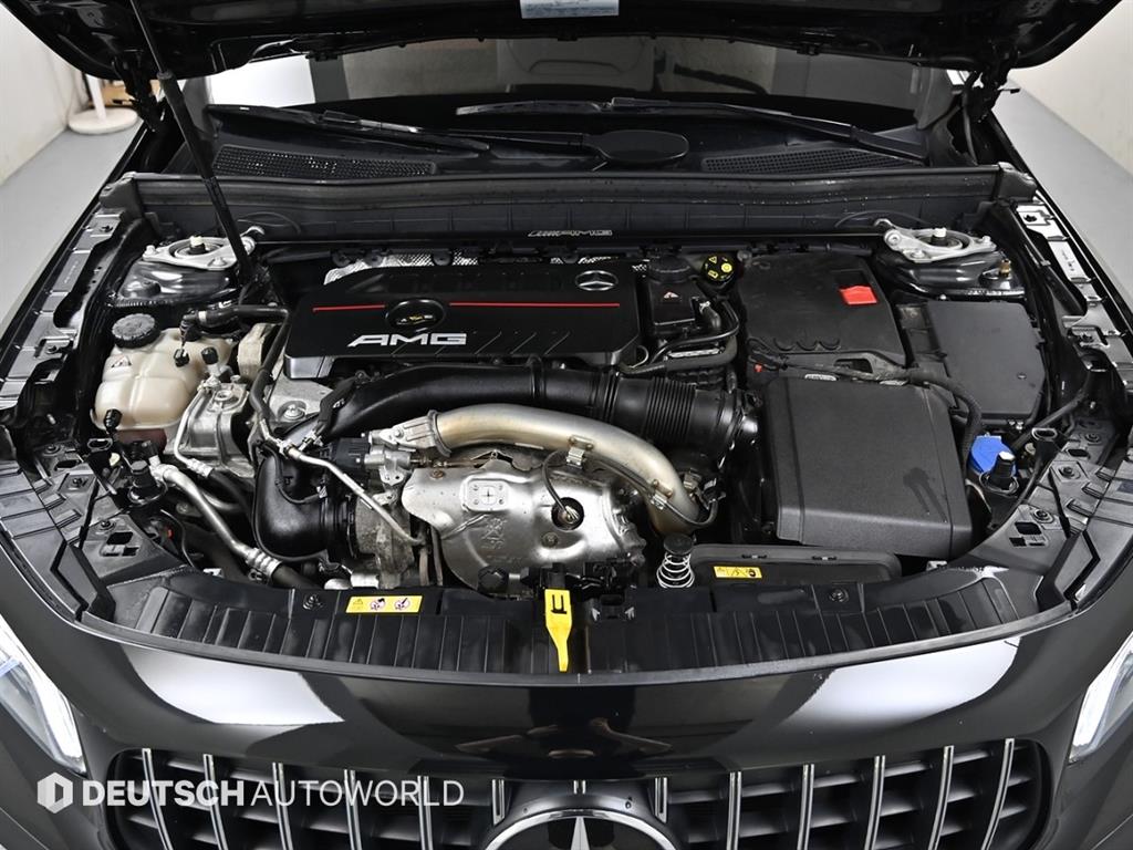 Mercedes Benz GLB Class - Vista 6