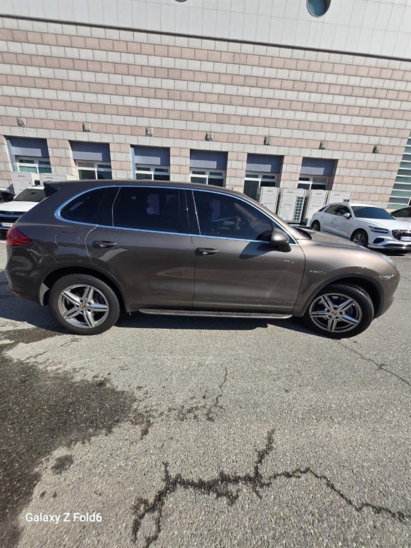 Porsche Cayenne - Vista 4