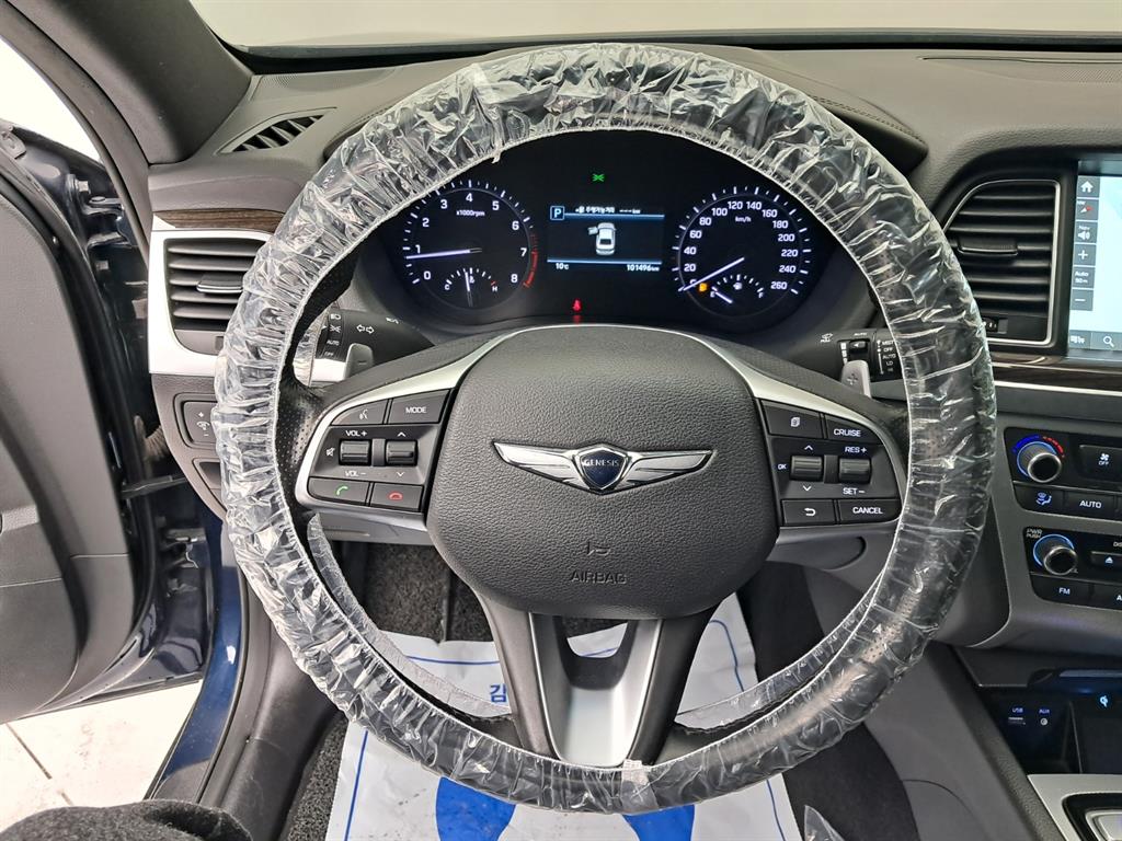 Genesis G80 - Vista 12