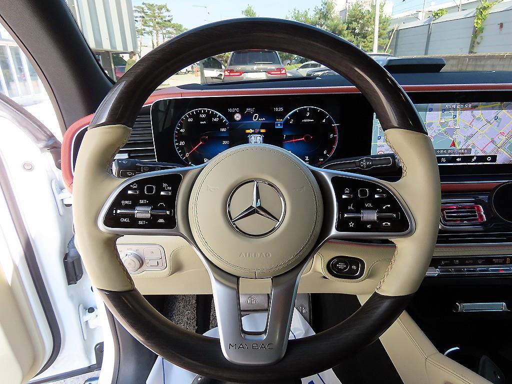 Mercedes Benz GLS Class - Vista 8