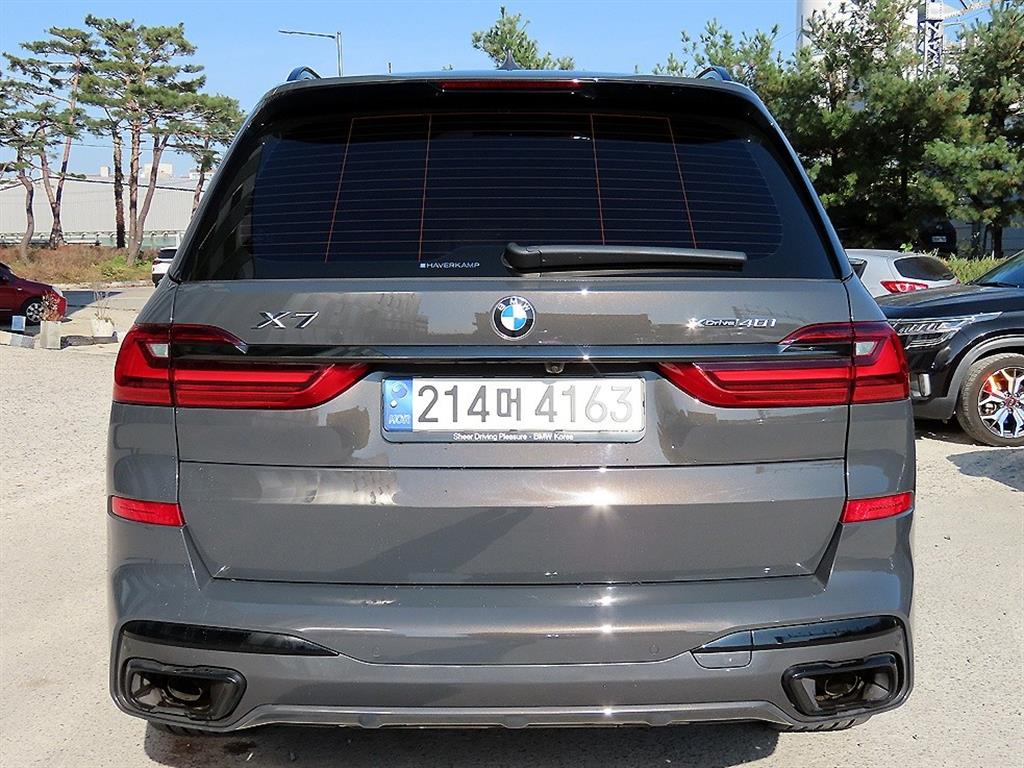 BMW X7 - Vista 4
