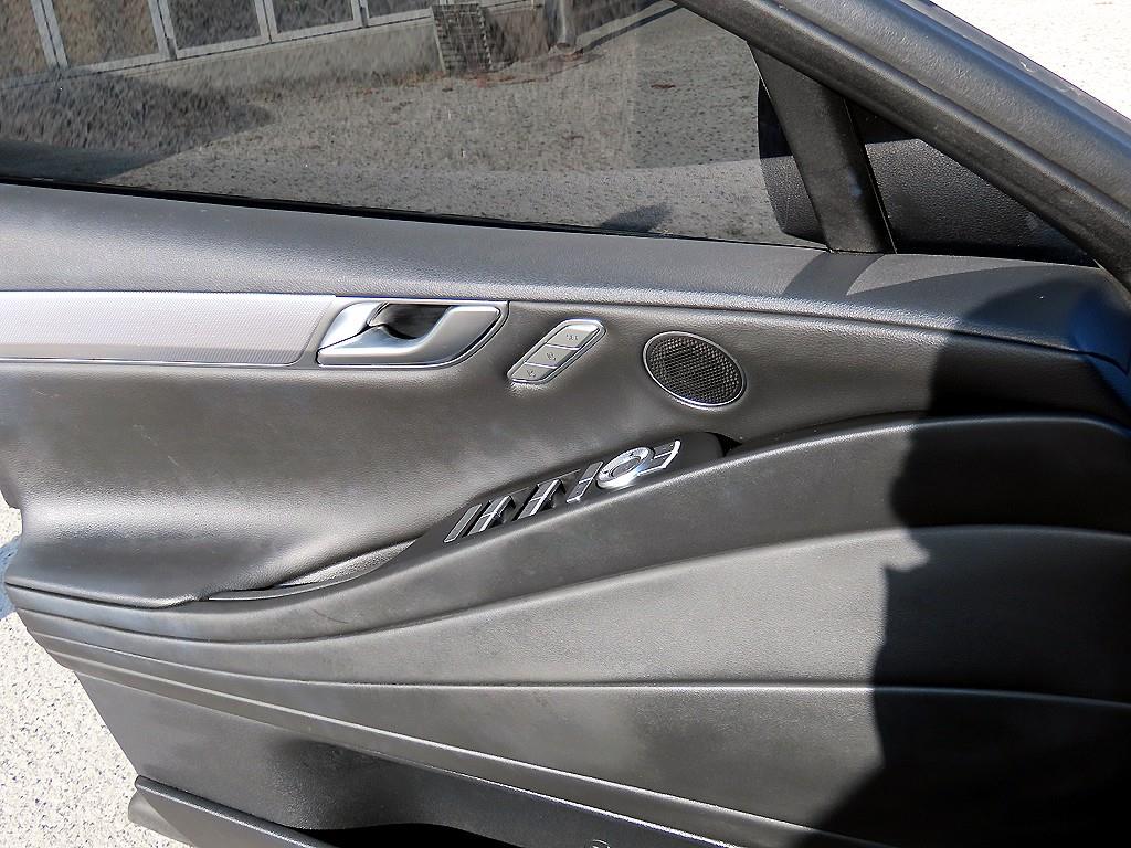 Genesis G80 - Vista 12