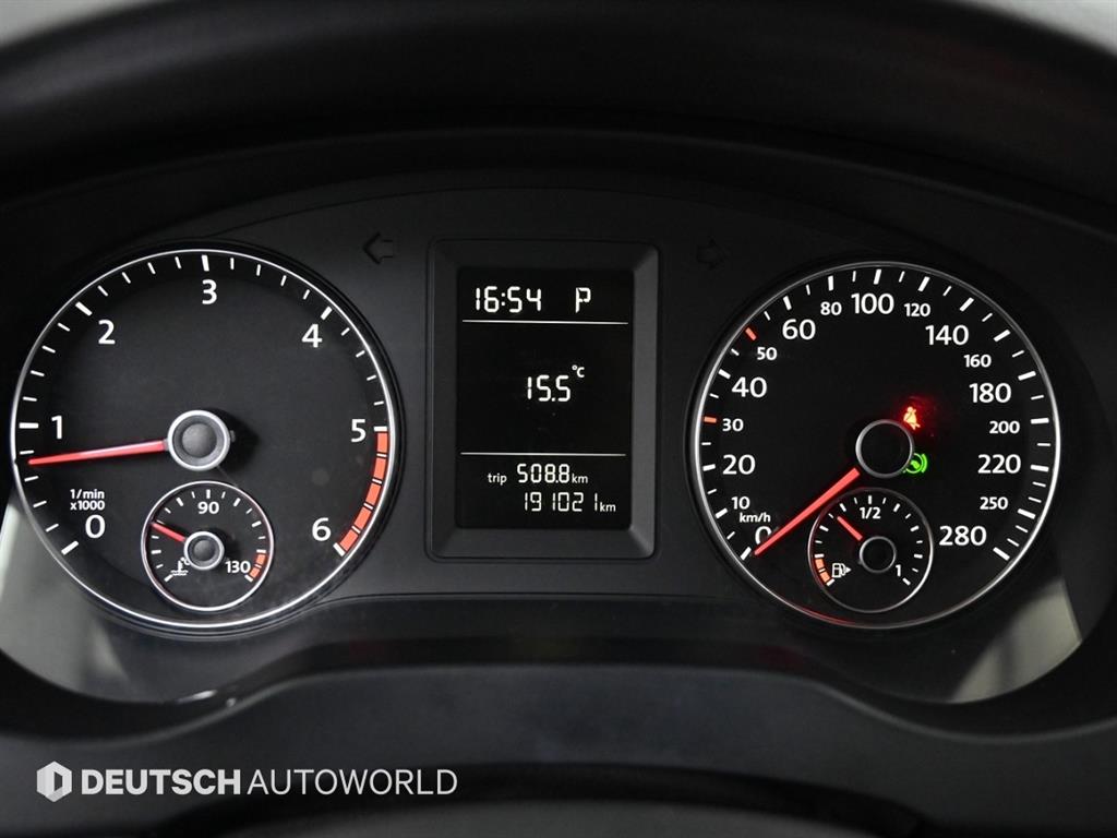 Volkswagen Jetta - Vista 8