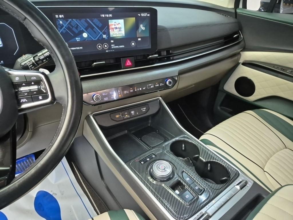 KIA Carnival - Vista 10