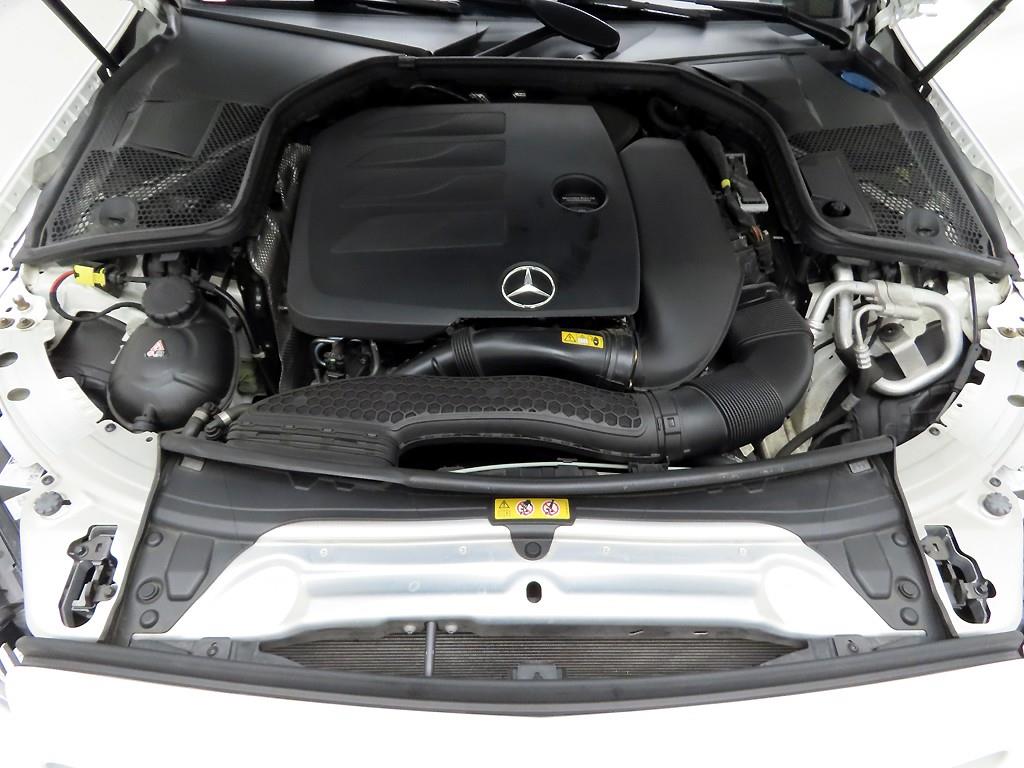 Mercedes Benz C Class 2021 Blanco - Importación desde Corea - HF Imports Iquique - Foto 20