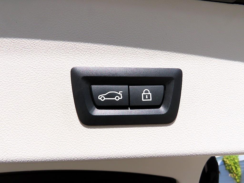 BMW X4 2022 Negro - Importación desde Corea - HF Imports Iquique - Foto 17