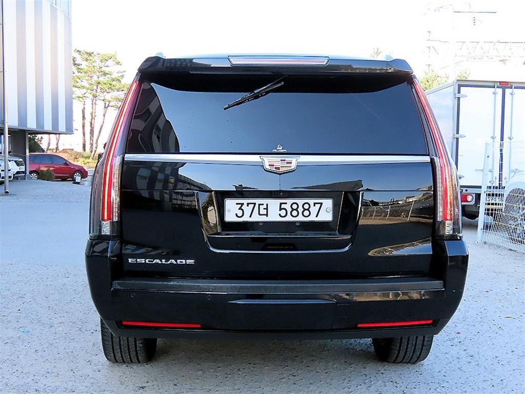 Cadillac Escalade - Vista 4