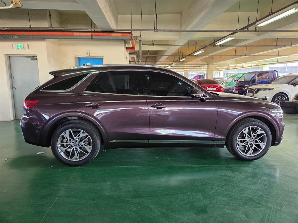 Genesis GV70 - Vista 5