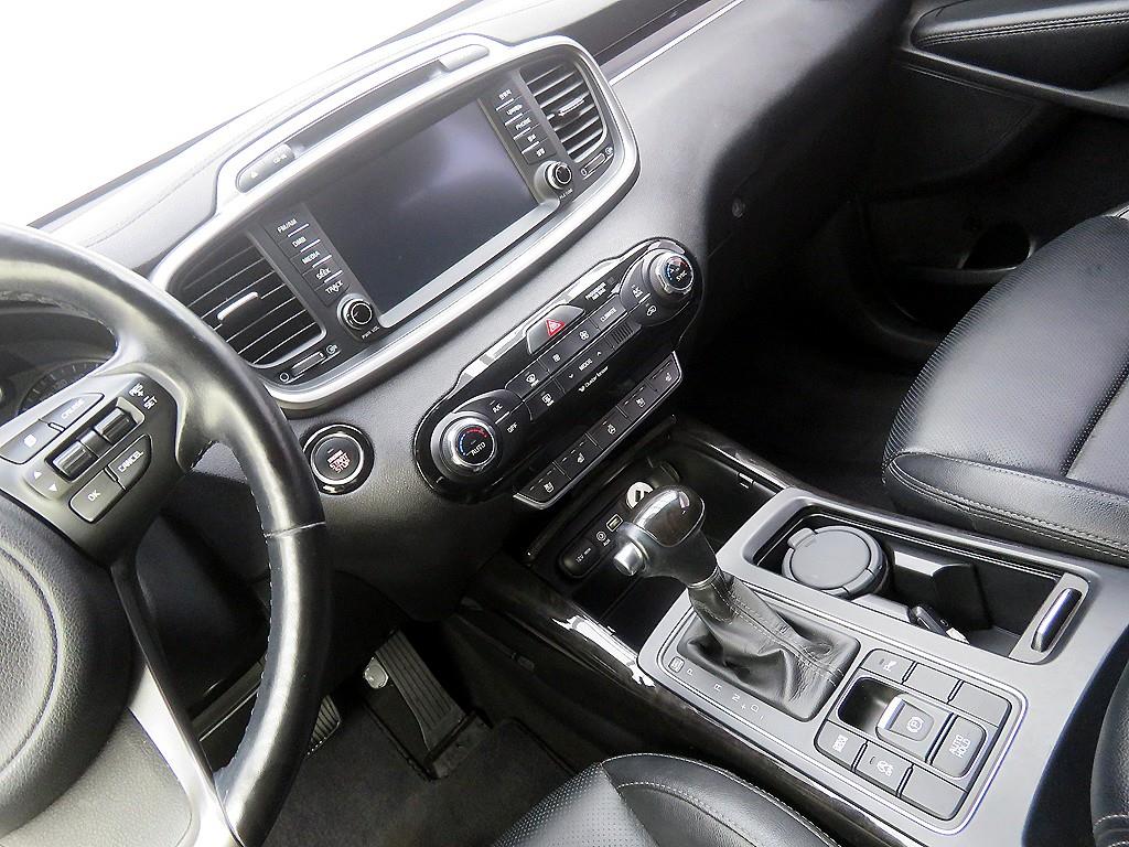 KIA Sorento - Vista 12