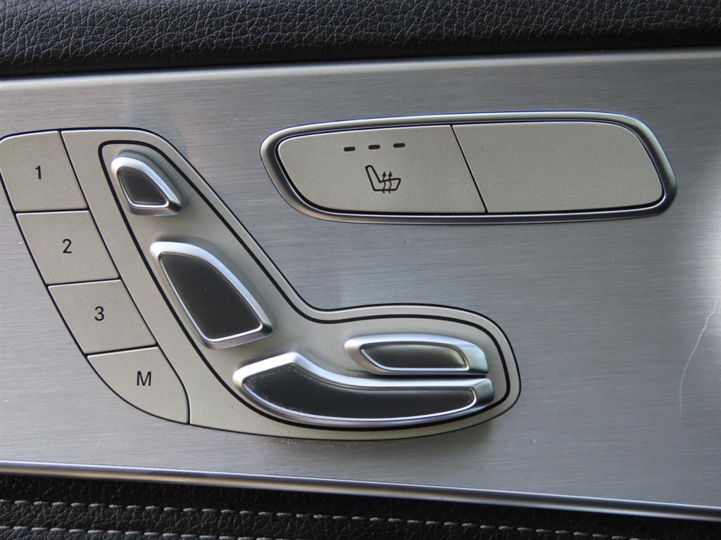 Mercedes Benz C Class 2016 Blanco - Importación desde Corea - HF Imports Iquique - Foto 9