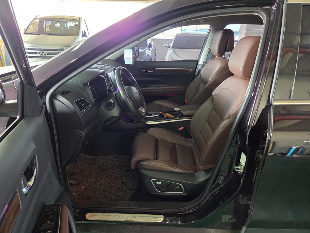 SAMSUNG QM6 - Vista 6