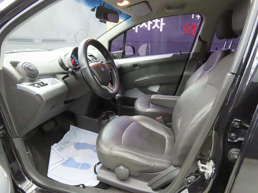 Chevrolet Spark - Vista 5