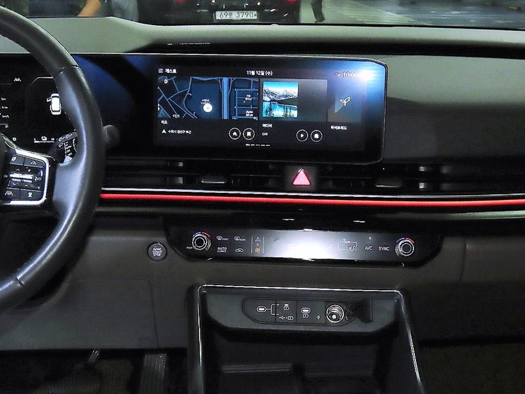 KIA Carnival - Vista 11