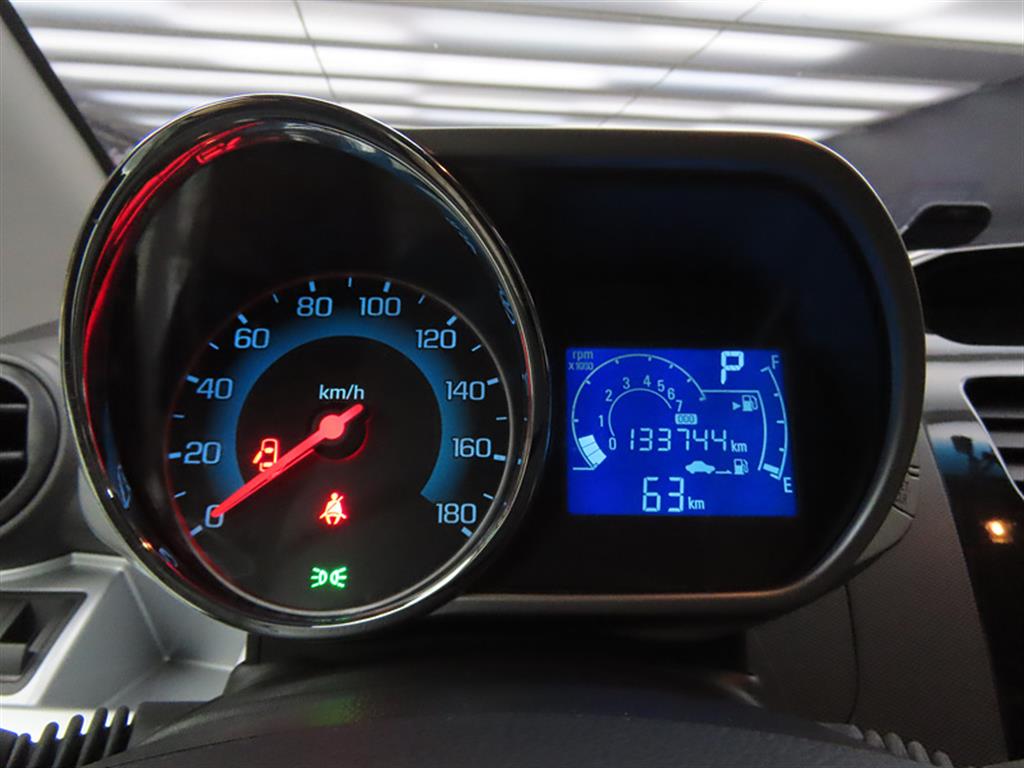 Chevrolet Spark - Vista 8