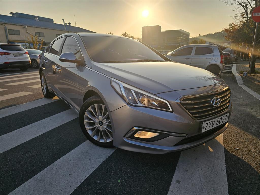 HYUNDAI Sonata - Vista 8
