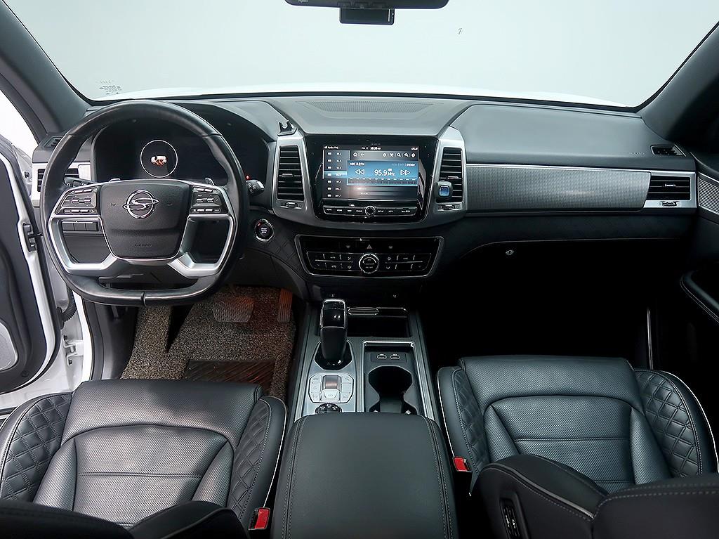 Ssangyong Rexton - Vista 9