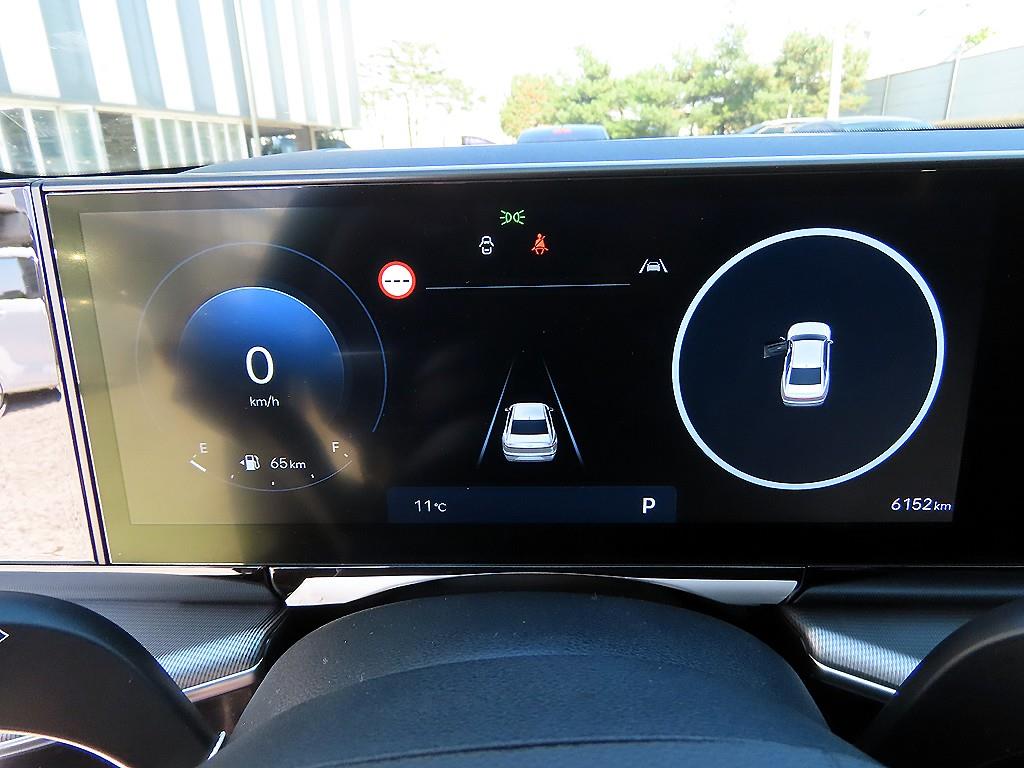 HYUNDAI Grandeur - Vista 9