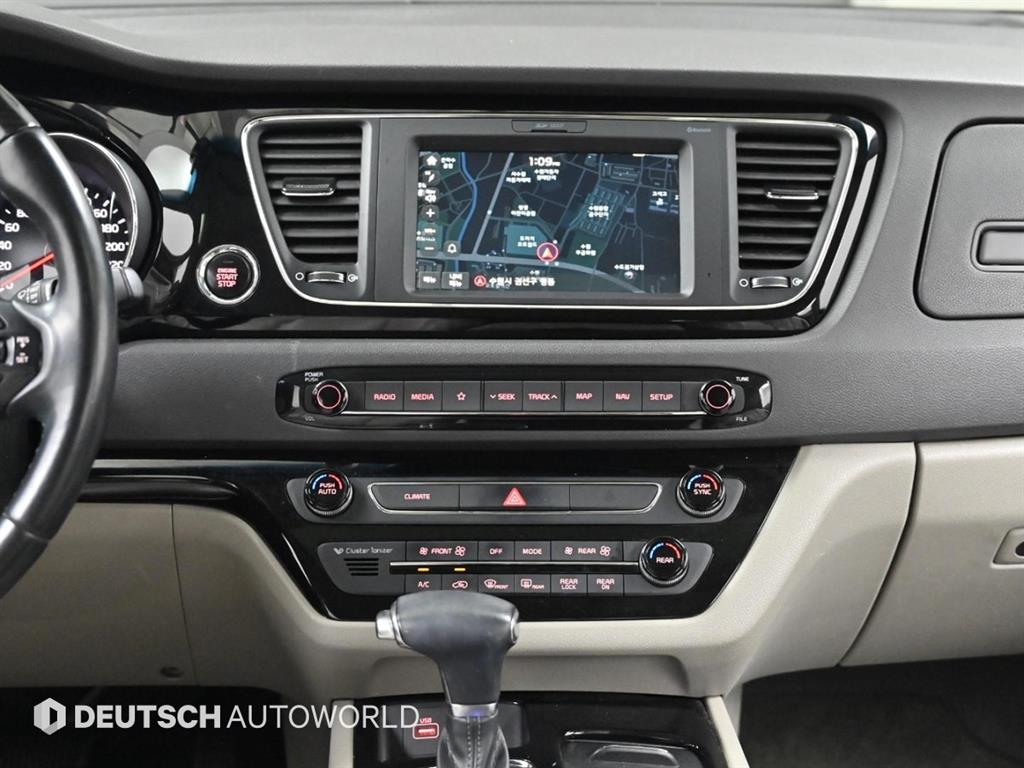 KIA Carnival 2018 Gris - Importación desde Corea - HF Imports Iquique - Foto 13