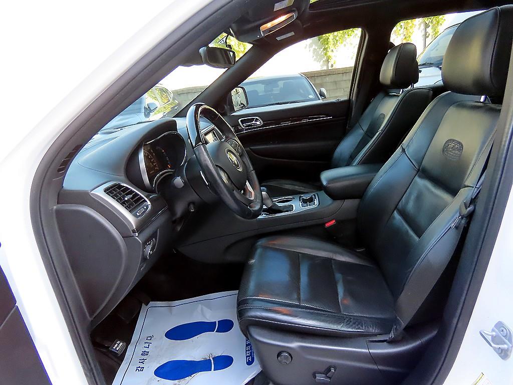 Jeep Cherokee - Vista 5