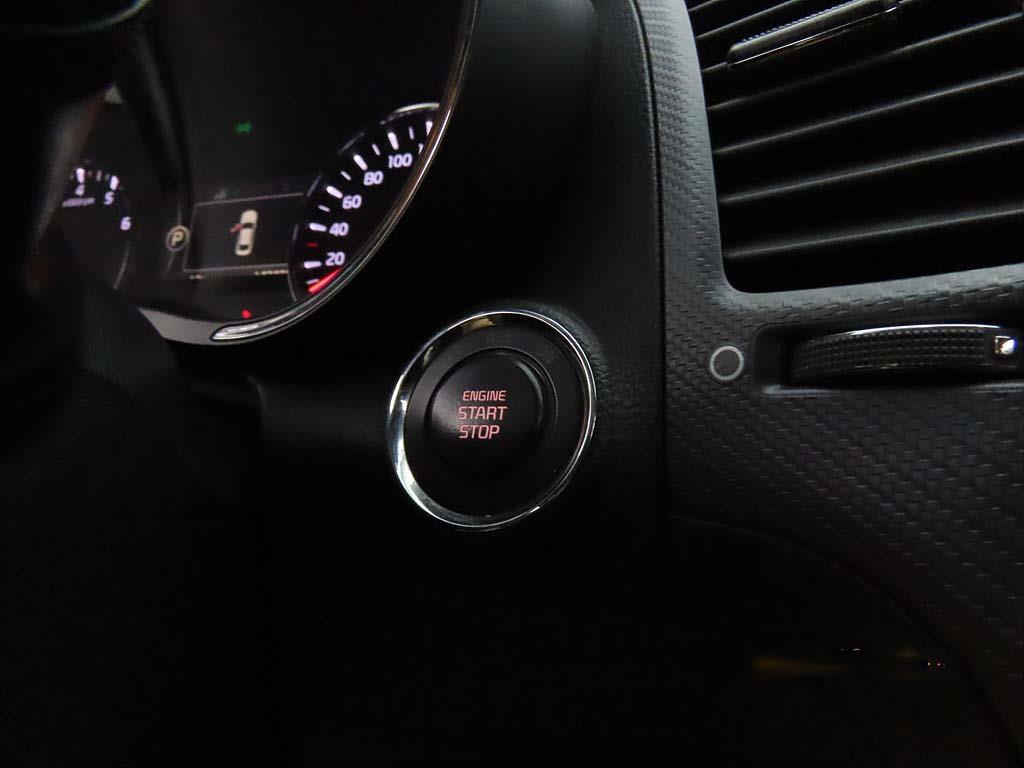 KIA K3 2016 Blanco - Importación desde Corea - HF Imports Iquique - Foto 15