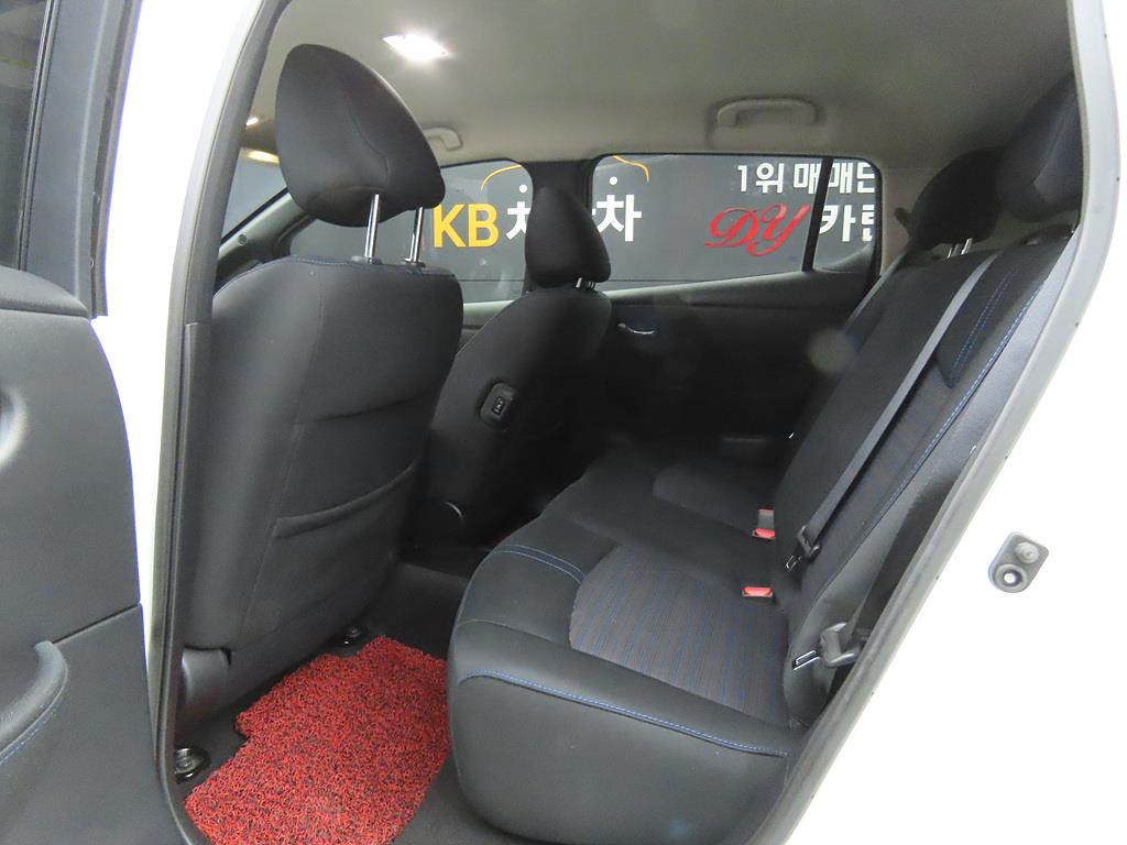 Nissan Leaf - Vista 6