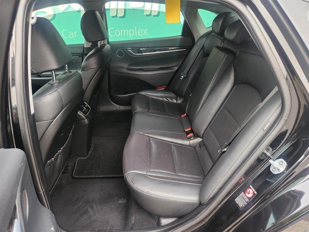 HYUNDAI Grandeur - Vista 7