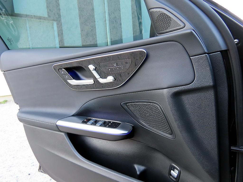 Mercedes Benz C Class - Vista 11