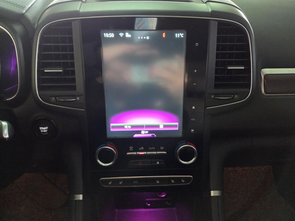 SAMSUNG QM6 - Vista 11