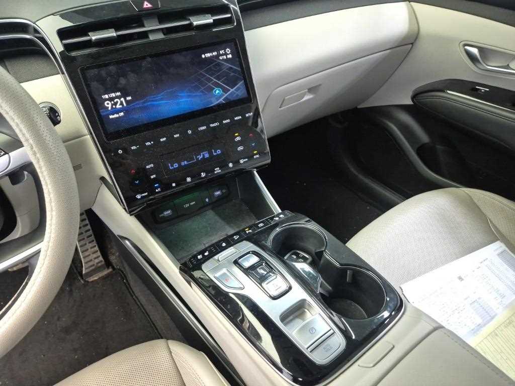 HYUNDAI Tucson - Vista 10