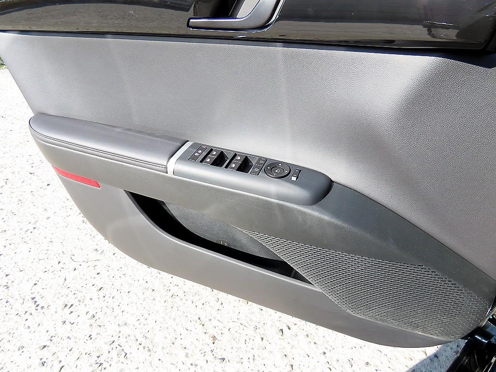 HYUNDAI Grandeur - Vista 11