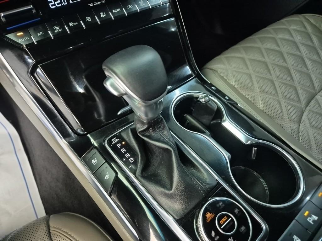 KIA Mohave - Vista 8