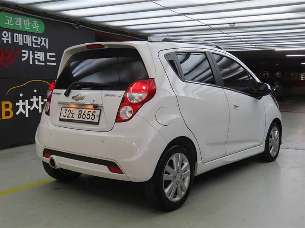 Chevrolet Spark - Vista 4
