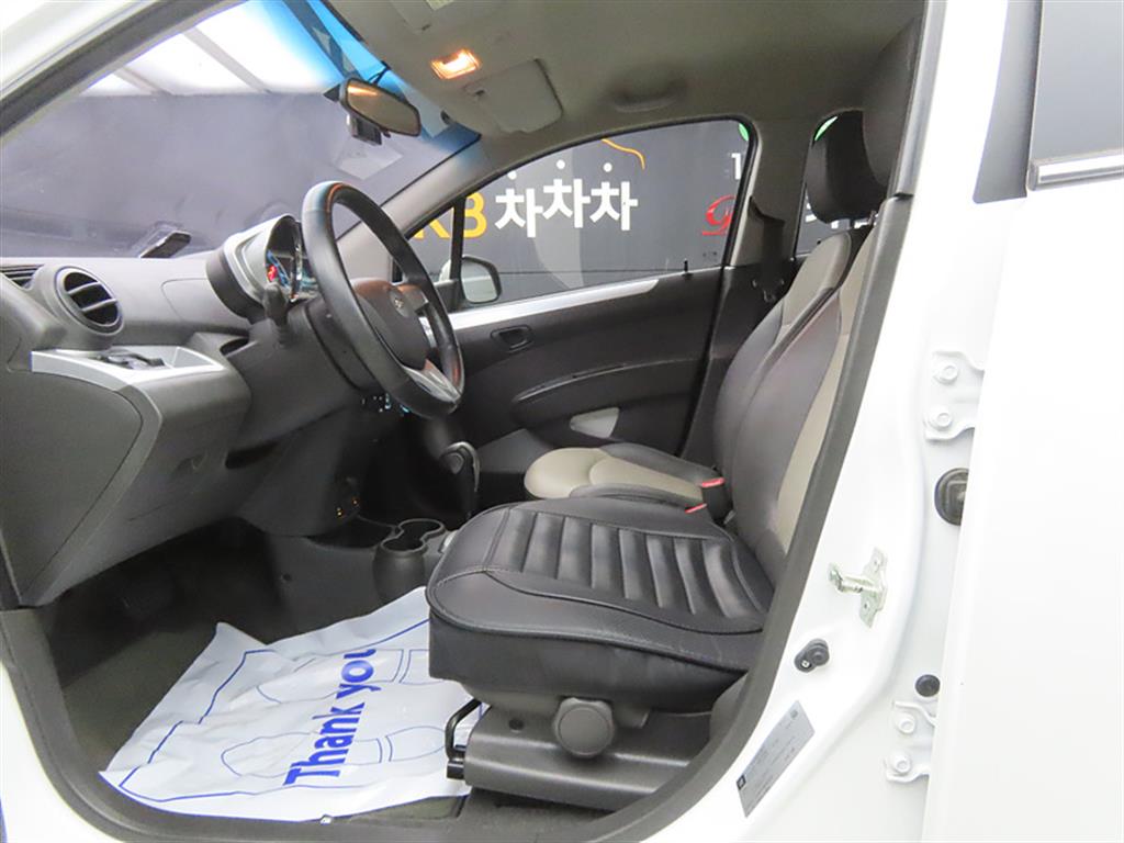 Chevrolet Spark - Vista 5