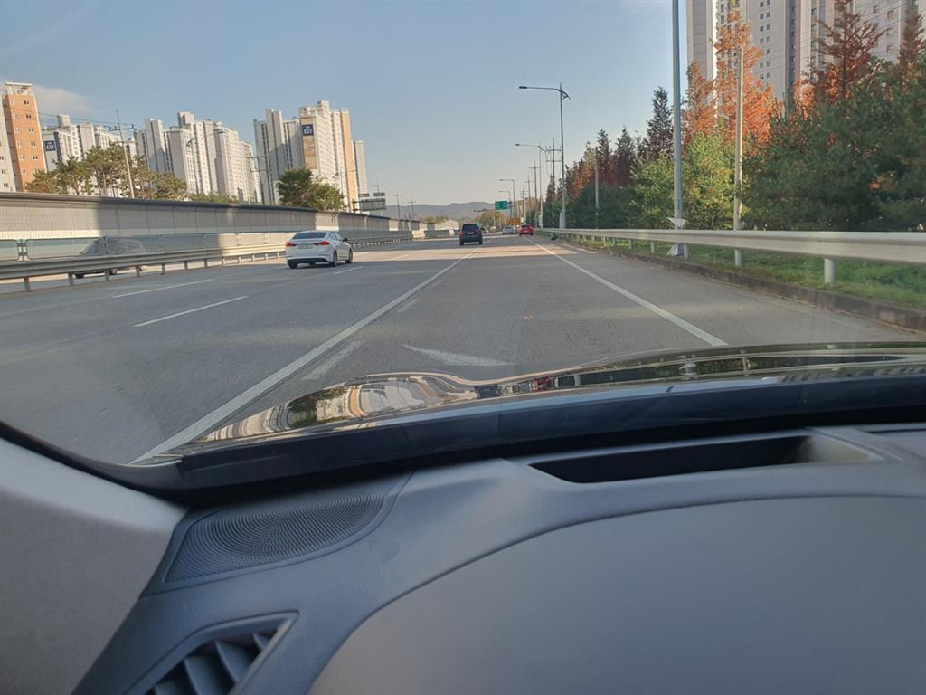 Genesis G80 - Vista 9