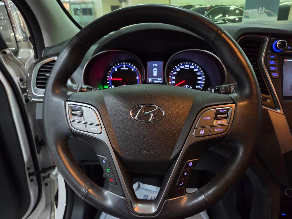 HYUNDAI Santa Fe - Vista 9