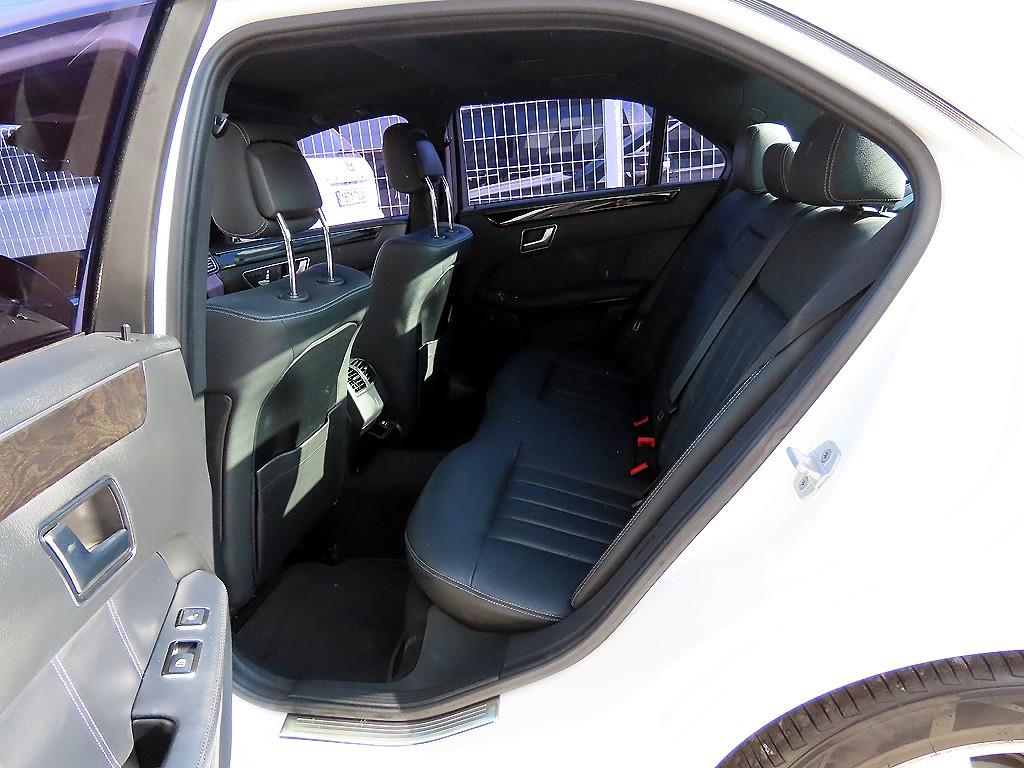 Mercedes Benz E class - Vista 6