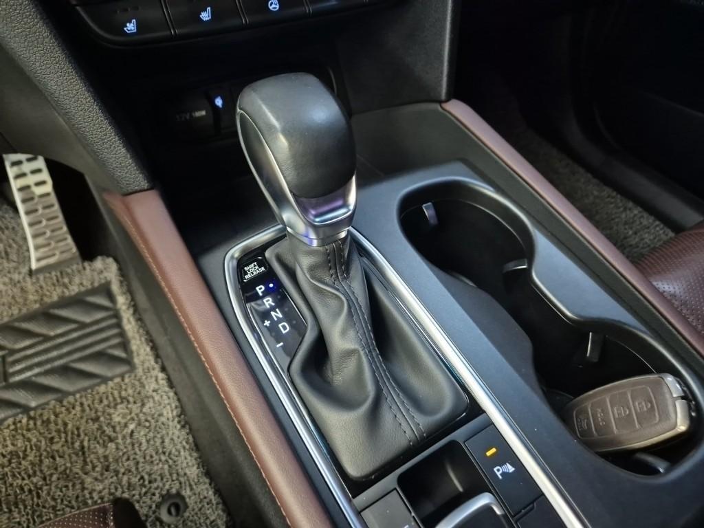 HYUNDAI Santa Fe - Vista 10