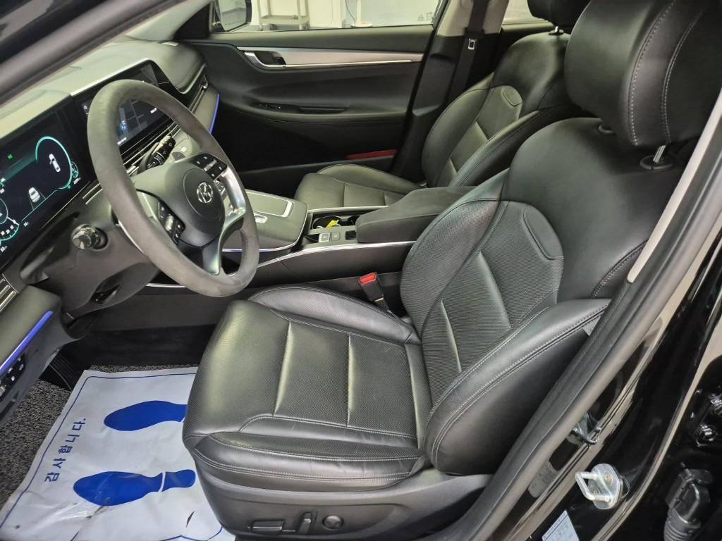 HYUNDAI Grandeur - Vista 11