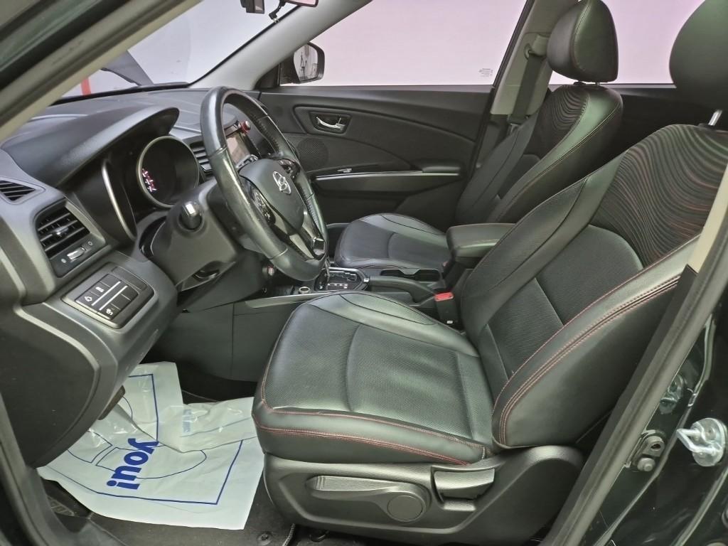 Ssangyong Tivoli - Vista 11