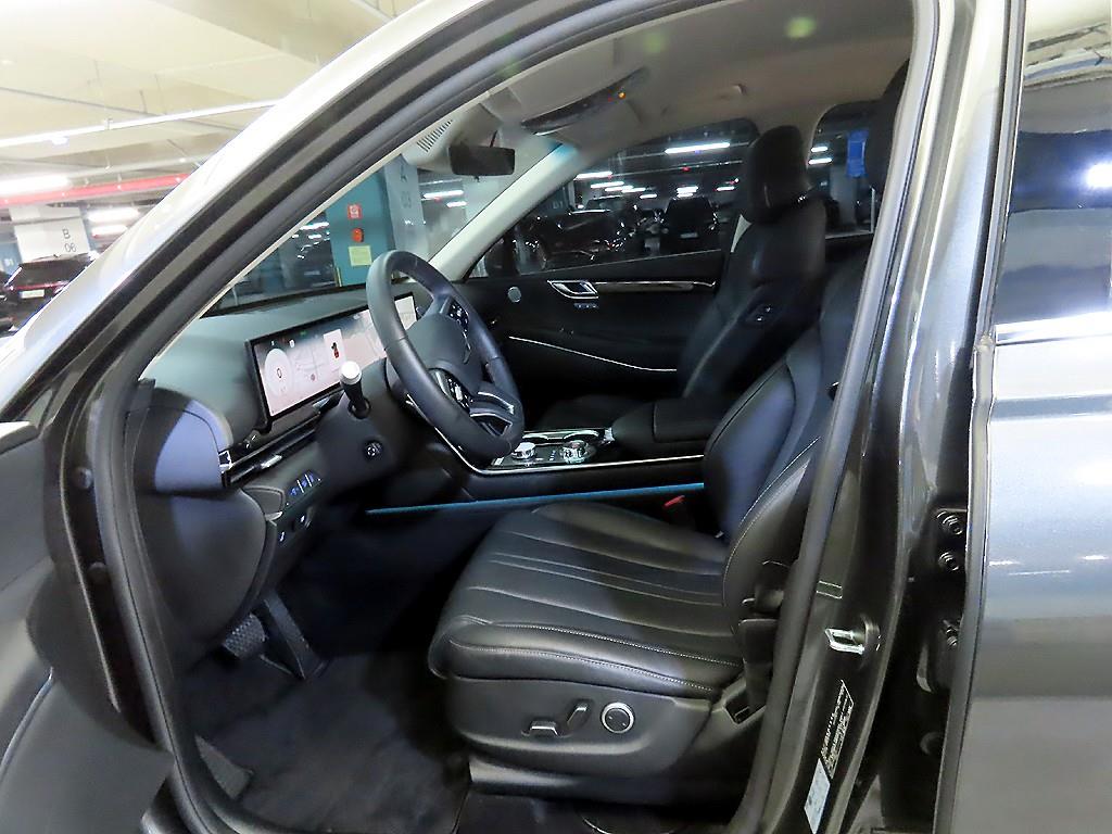 Genesis GV80 - Vista 6