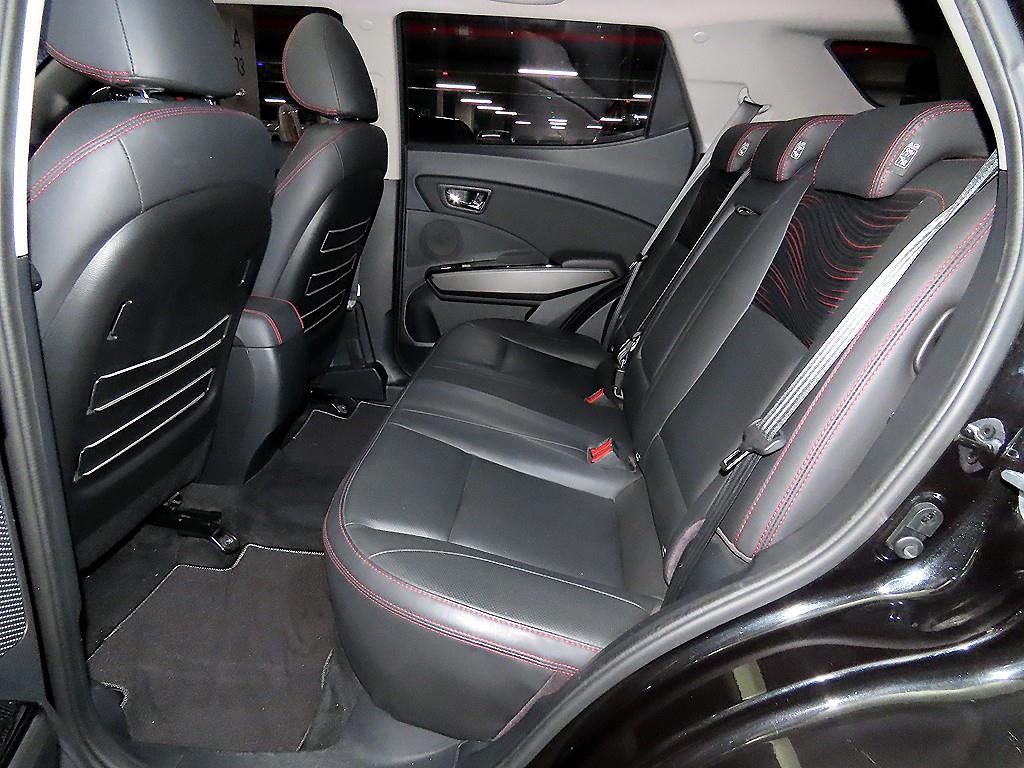 Ssangyong Tivoli - Vista 7