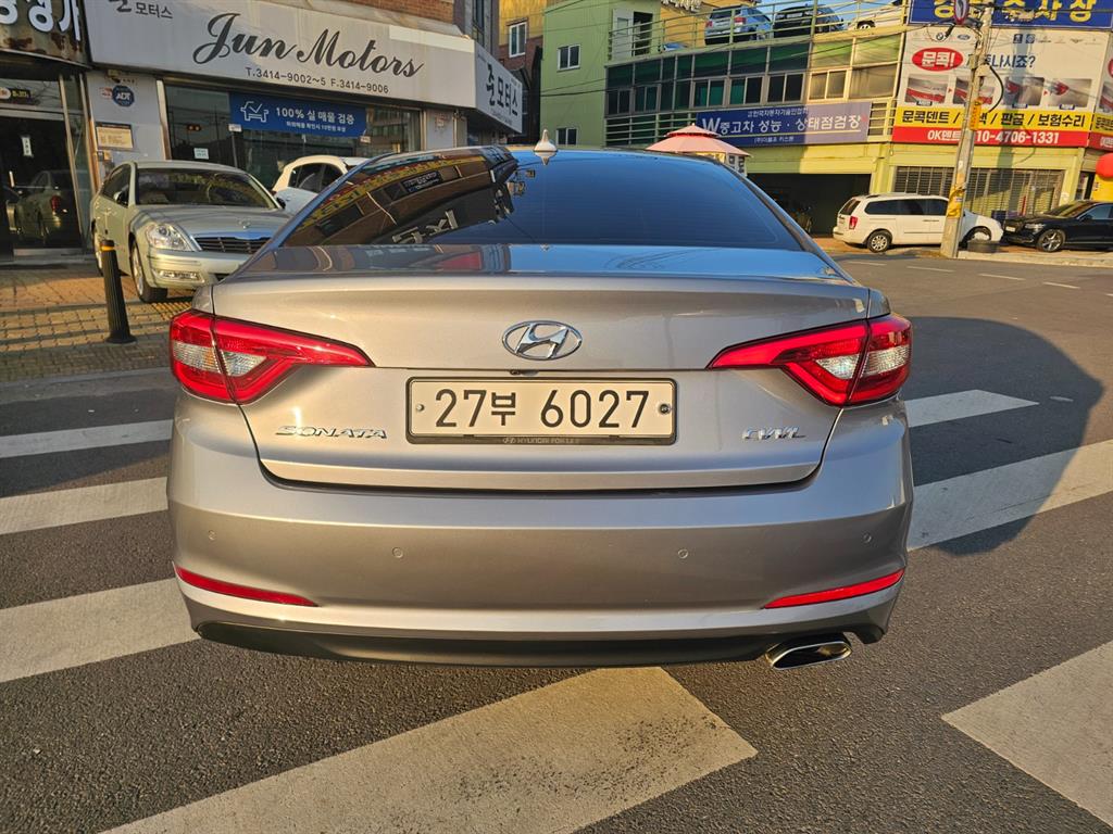 HYUNDAI Sonata - Vista 5