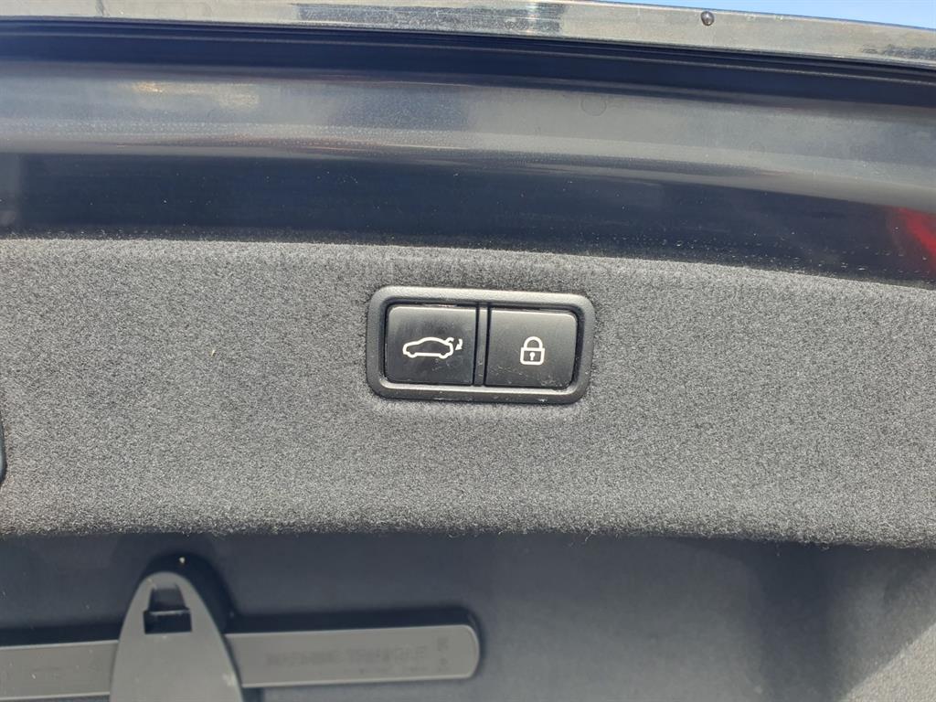 Genesis G80 - Vista 11