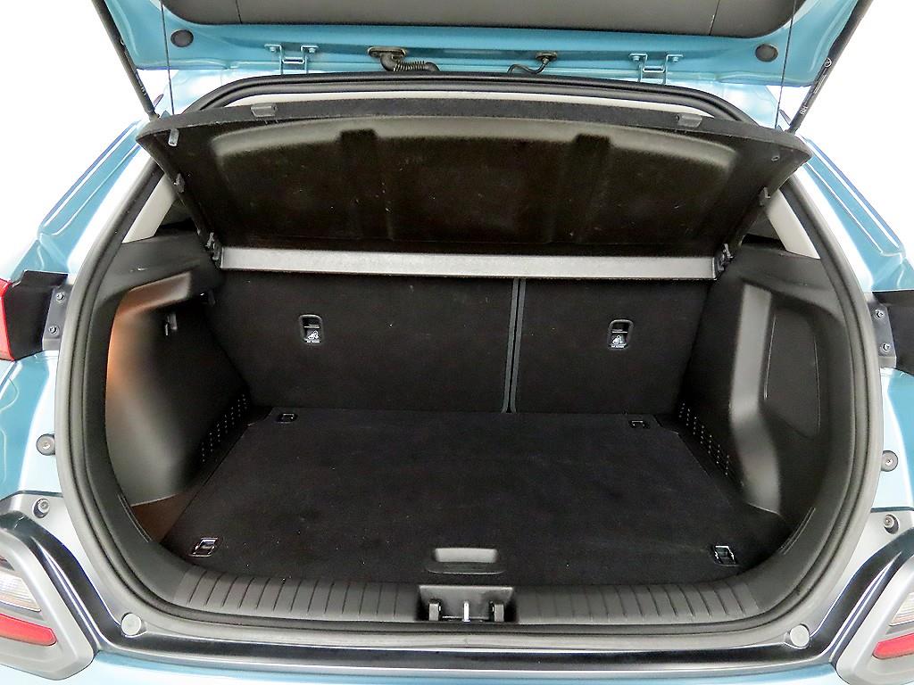 HYUNDAI Kona - Vista 5