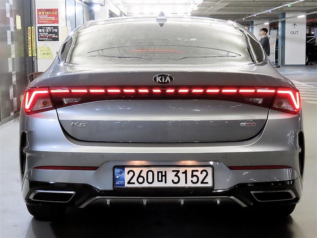 KIA K5 - Vista 5